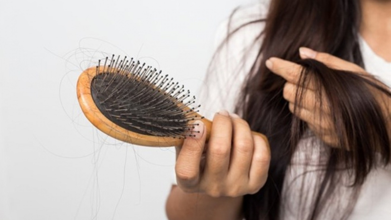 Rụng tóc ở tuổi dậy thì: Nguyên nhân và cách giảm rụng tóc hiệu quả