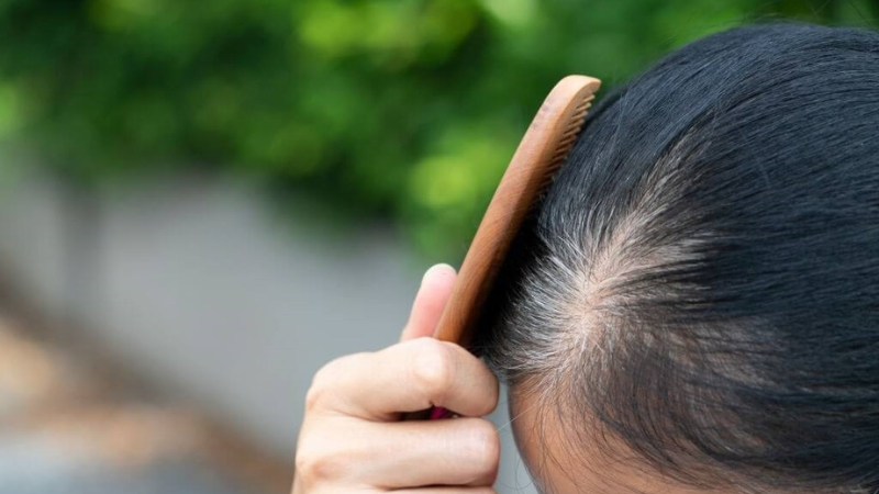 Tóc bạc nên nhuộm màu gì? Top 8 màu tóc bền, đẹp bạn nên tham khảo