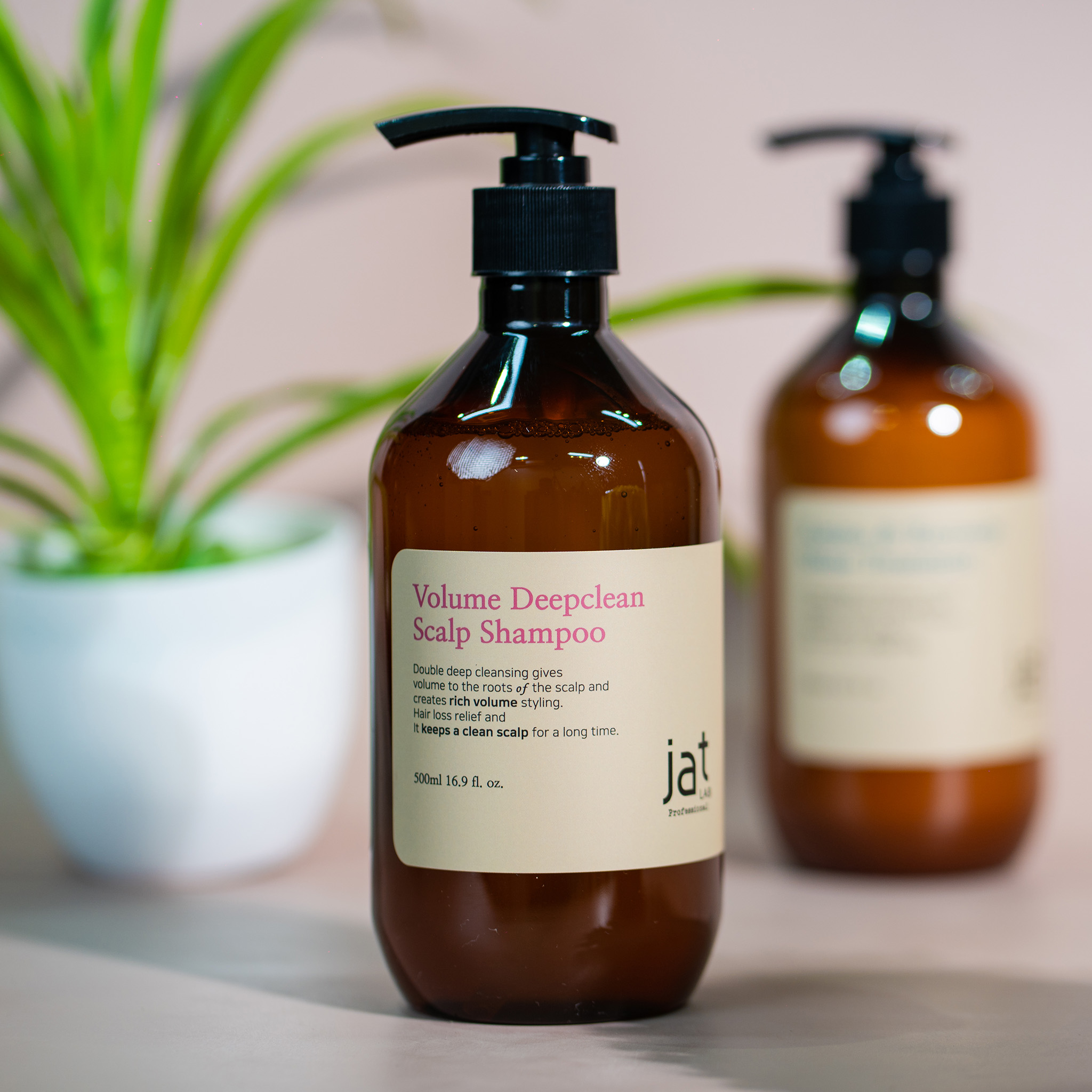 Dầu gội JATLAB Volume Deepclean Scalp ngăn ngừa rụng và hỗ trợ tóc non mọc khoẻ hơn