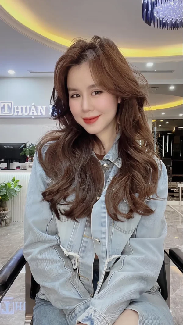 Thuận Hair Salon là một trong những salon tóc nổi bật