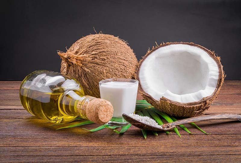 Cần tránh sử dụng các loại dầu gội có chứa hóa chất mạnh