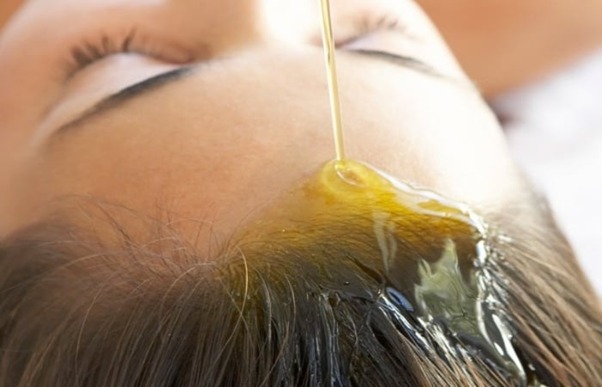 Dưỡng tóc bằng dầu oliu nguyên chất