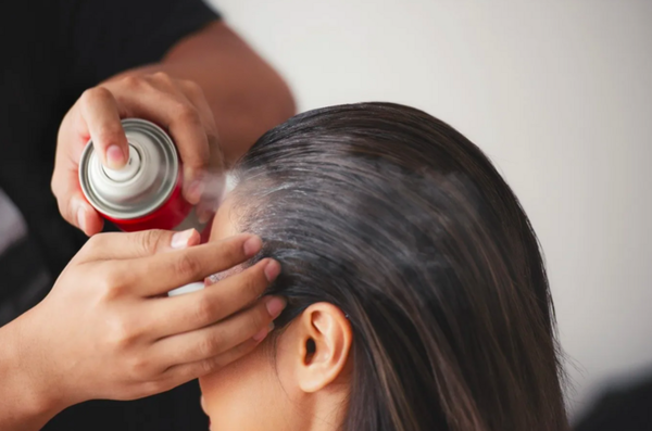 Kỹ thuật xịt kết hợp thao tác massage