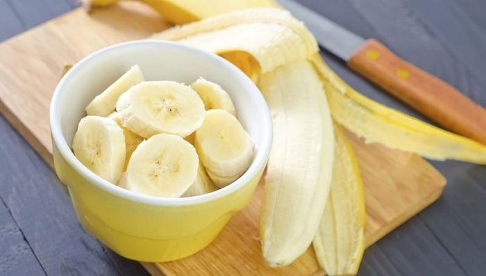 Ủ tóc bằng chuối được nhiều chị em áp dụng