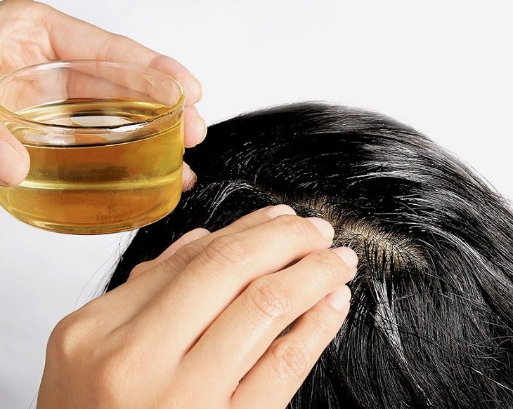 Tác dụng của dầu thầu dầu đối với nang tóc