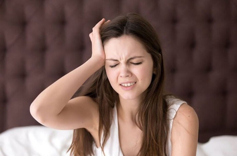 Vì sao gội đầu xong bị đau đầu