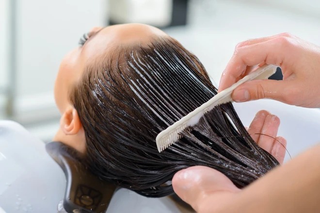 gội đầu xong vẫn có gàu